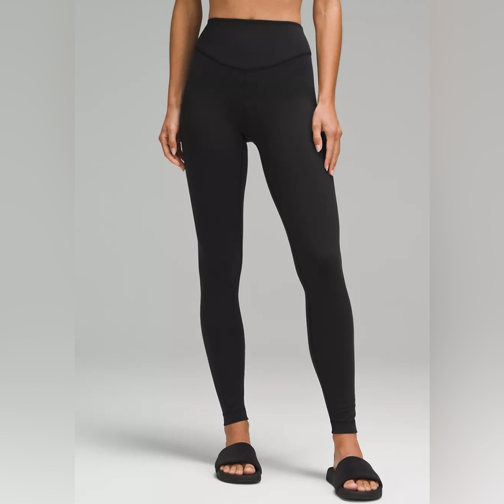 Lululemon Wunder Under Tights 28” (Size 6) in Black